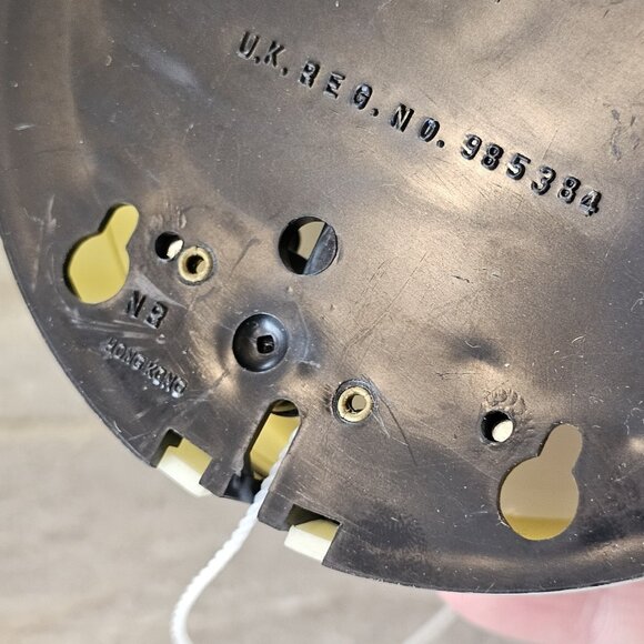 2 70s Battery Operated Wireless Closet Lights Pull Cord‎ Retro Plastic 5 Inches - Picture 10 of 11